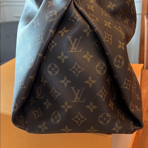 Louis Vuitton Artsy MM bag - Picture 3 of 9